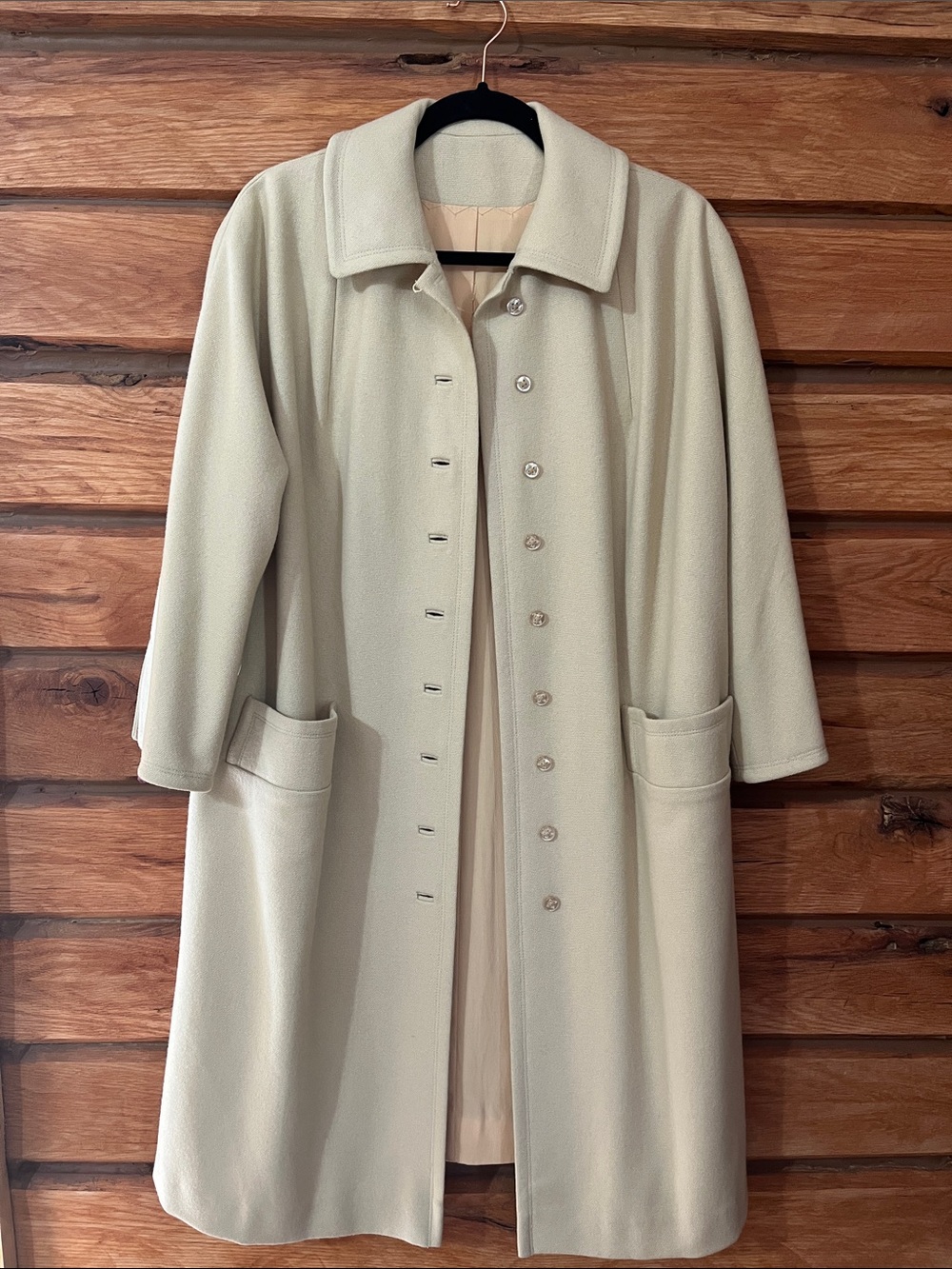 Vintage 100% Virgin Wool Cream Single-Breasted Pea Coat - Women's